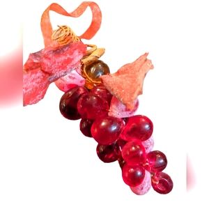 Vintage Lucite grape cluster. EUC . Red. 1960s